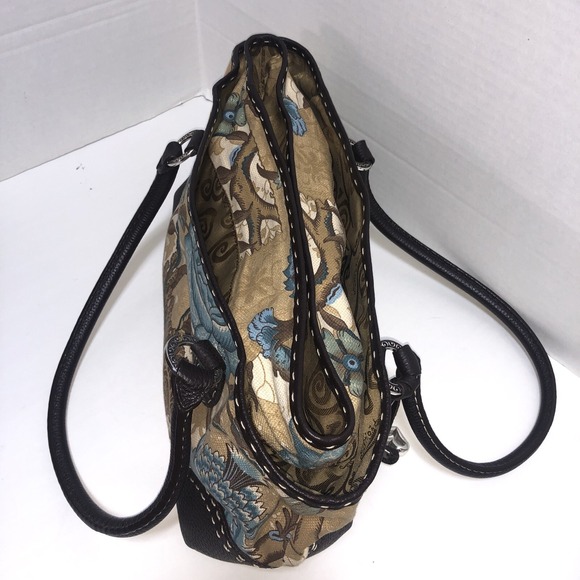 Brighton Collection China Made Floral Carpet Bag w Leather Corners & Charm - Picture 10 of 13